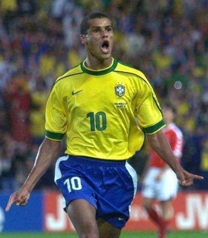 年乃至更长 年乃至更长