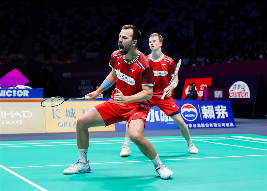 代表各自的 代表各自的